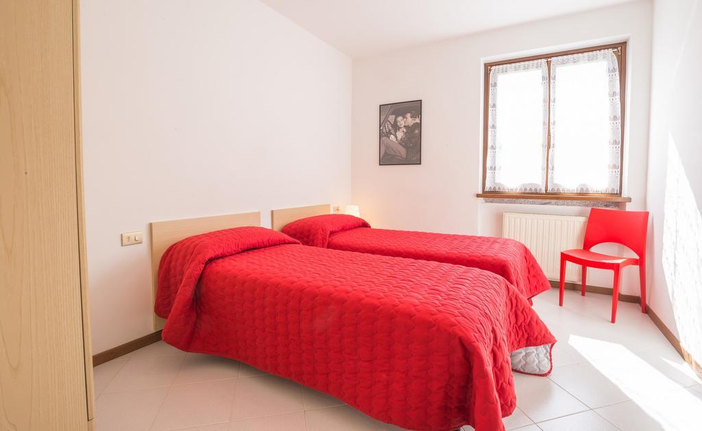 Casa Lori Green Holiday Val Maria-Pur Luaran gambar
